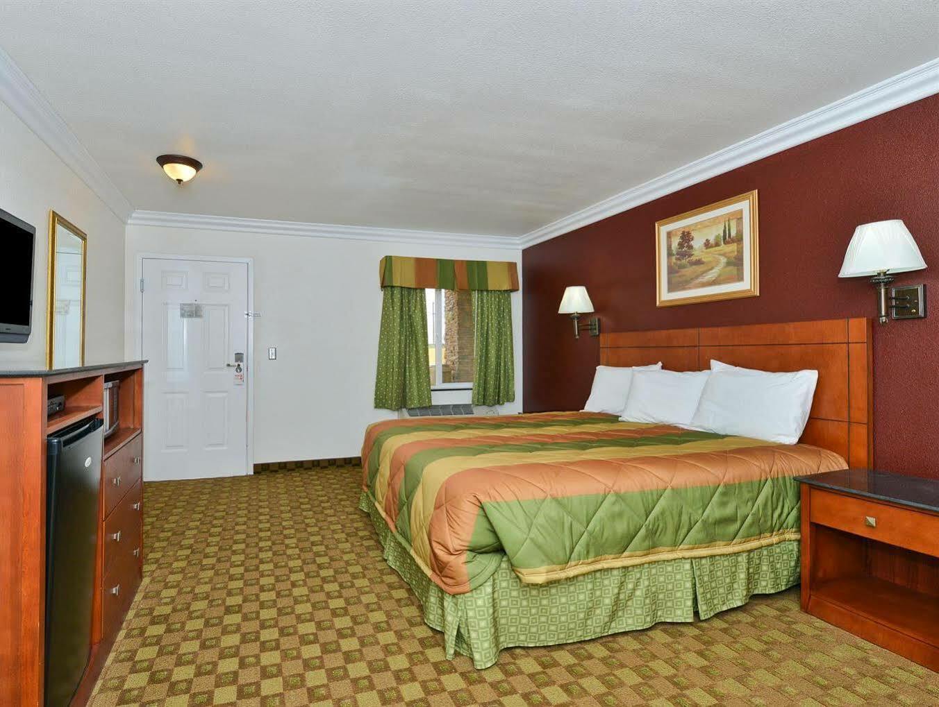 Rodeway Inn Adelanto Us 395 Экстерьер фото