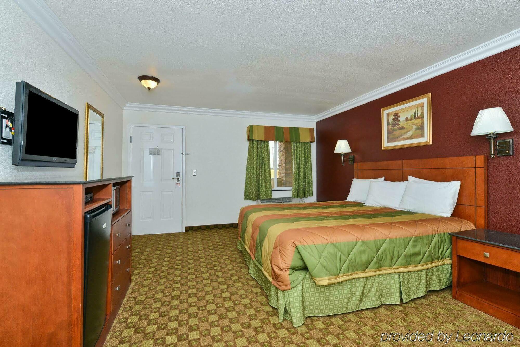 Rodeway Inn Adelanto Us 395 Экстерьер фото